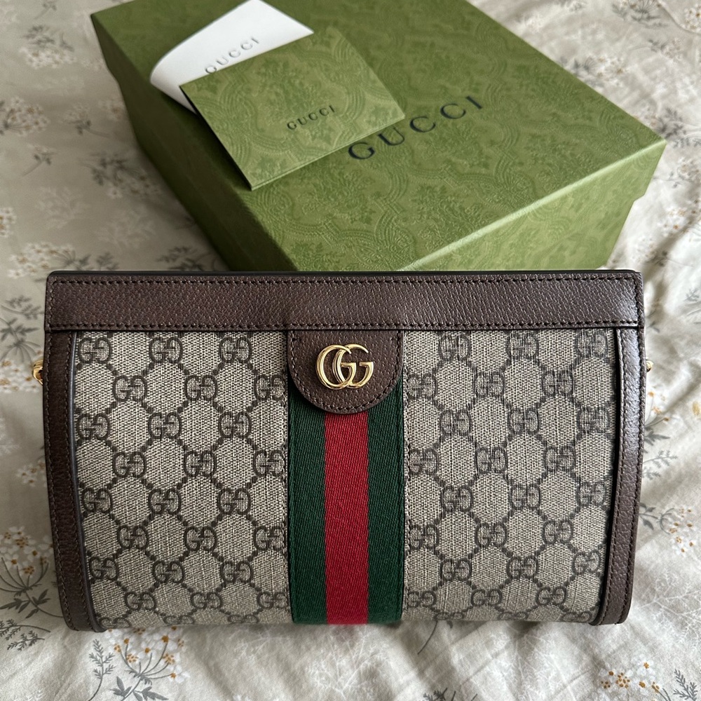 Gucci Ophidia GG Supreme Clutch